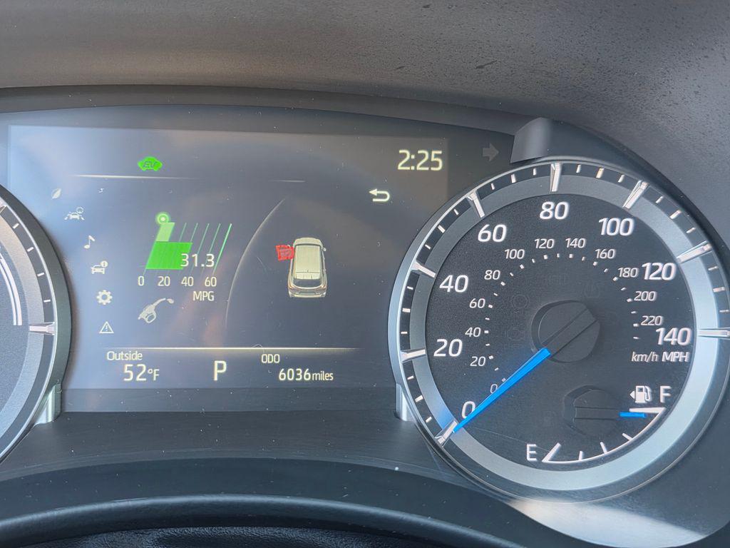 used 2025 Toyota Highlander Hybrid car, priced at $47,000