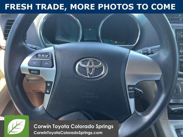 used 2013 Toyota Highlander car, priced at $12,500