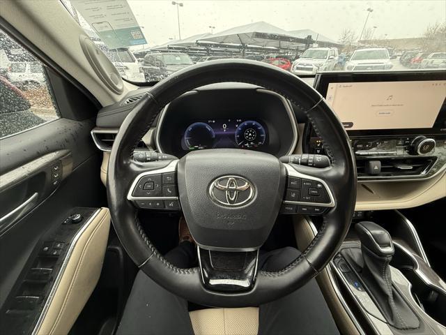 used 2023 Toyota Highlander Hybrid car, priced at $49,500