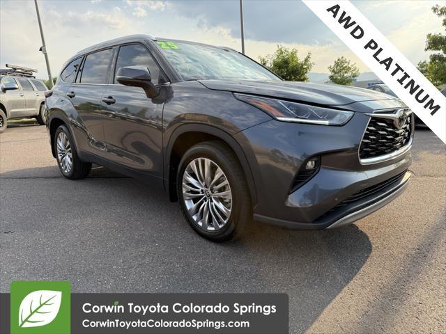 used 2025 Toyota Highlander car, priced at $56,069