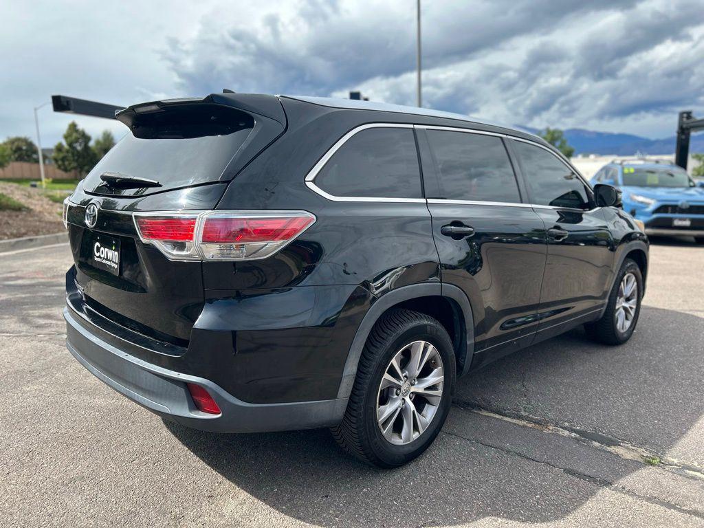 used 2014 Toyota Highlander car, priced at $10,500