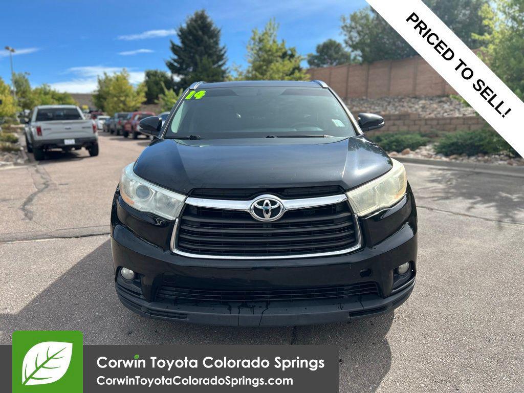 used 2014 Toyota Highlander car, priced at $10,500