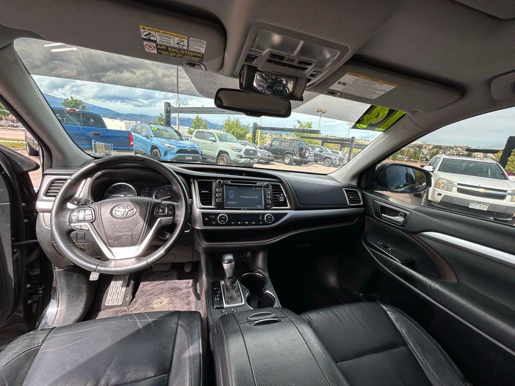used 2014 Toyota Highlander car, priced at $10,500