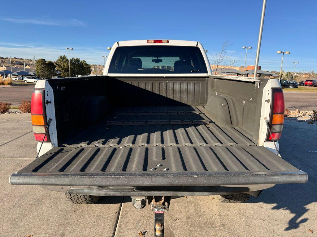 used 2005 GMC Sierra 2500 car, priced at $27,500