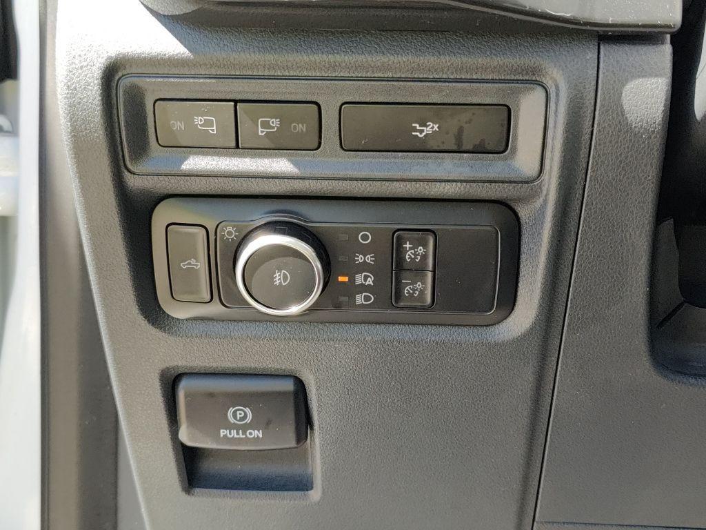 used 2022 Ford F-150 car, priced at $38,000