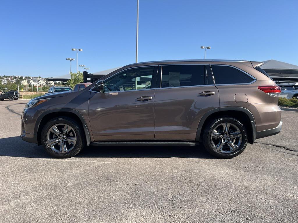 used 2018 Toyota Highlander car, priced at $29,000