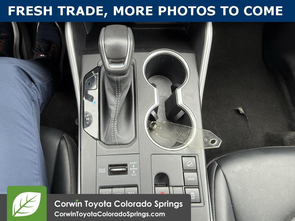 used 2023 Toyota Highlander car, priced at $37,500