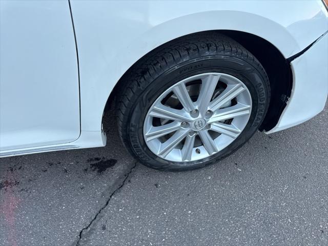 used 2013 Toyota Camry Hybrid car, priced at $12,000