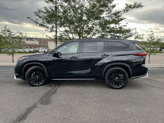 used 2023 Toyota Highlander car, priced at $37,500