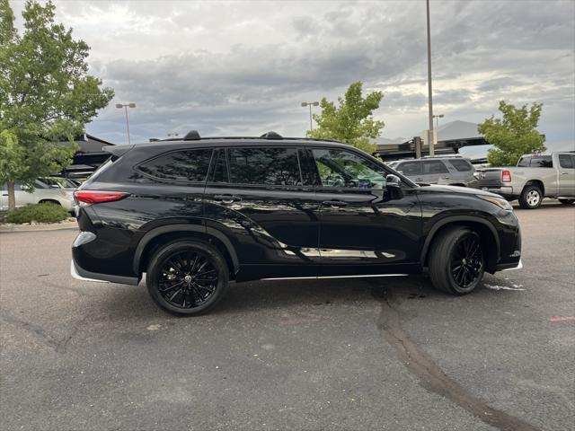 used 2023 Toyota Highlander car, priced at $37,500