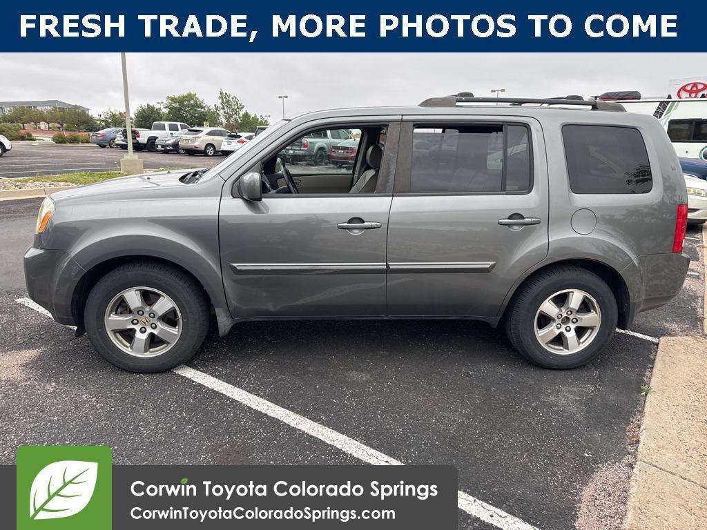 used 2009 Honda Pilot car, priced at $9,000