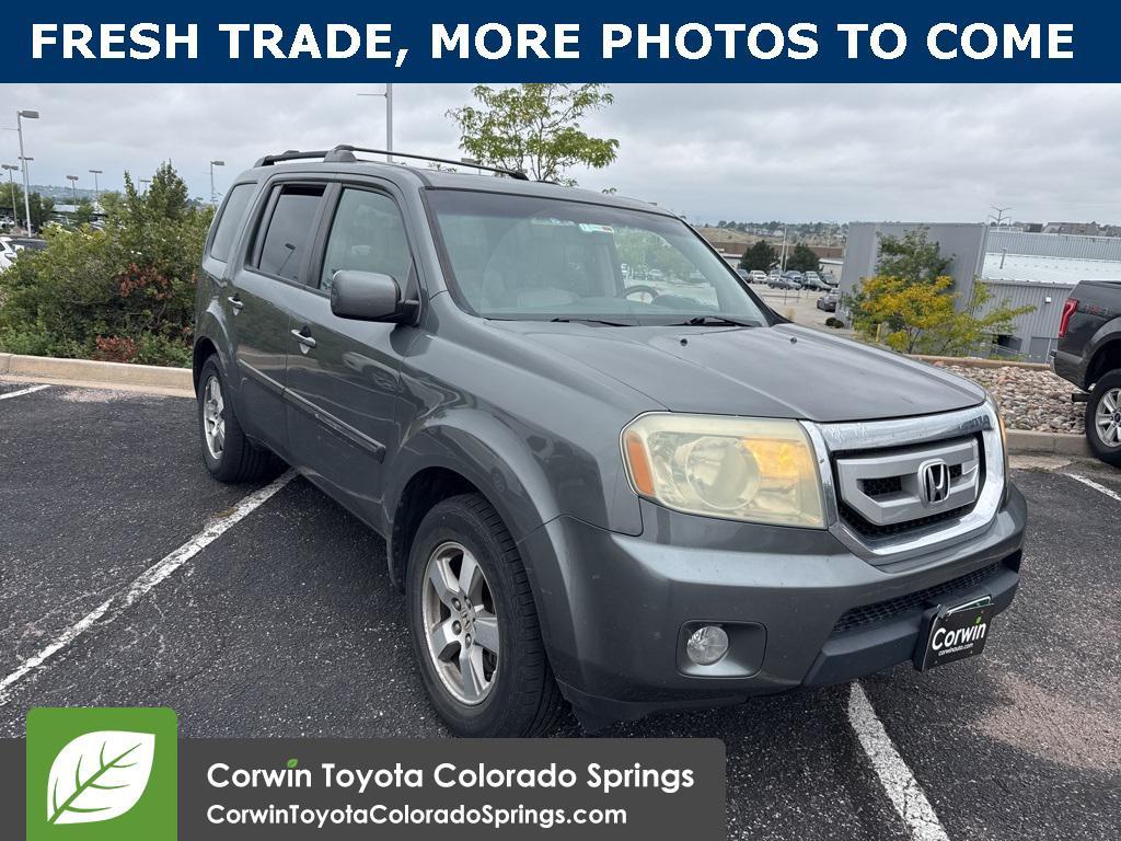 used 2009 Honda Pilot car, priced at $9,000