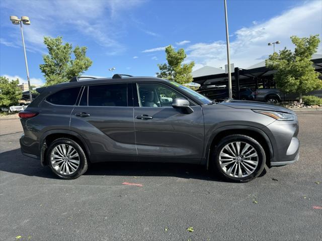 used 2021 Toyota Highlander car, priced at $39,500