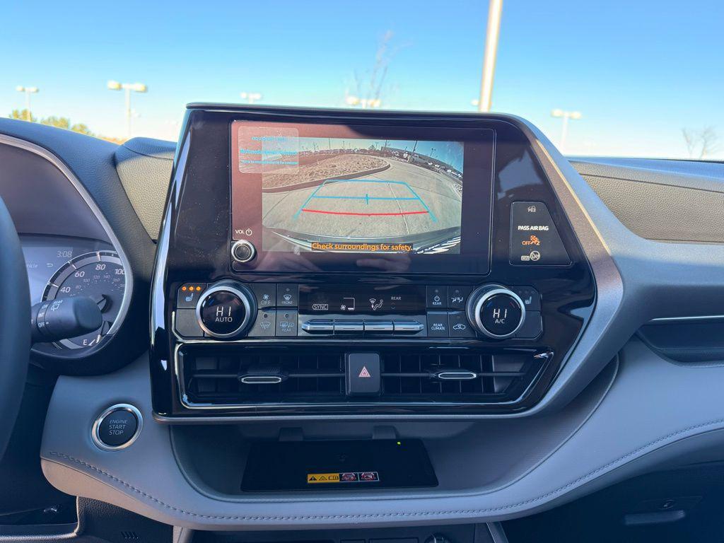 used 2026 Toyota Highlander car, priced at $52,189