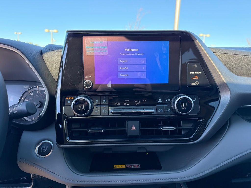 used 2026 Toyota Highlander car, priced at $52,189