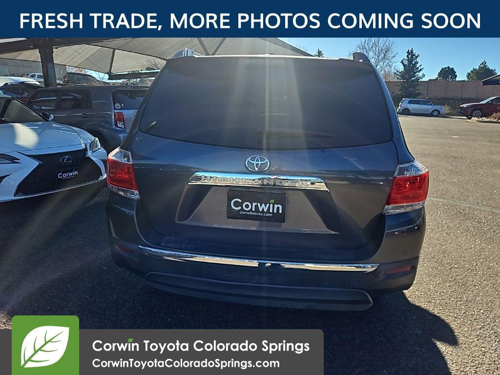 used 2013 Toyota Highlander car, priced at $13,000