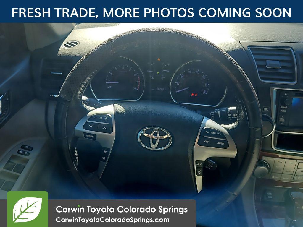 used 2013 Toyota Highlander car, priced at $13,000