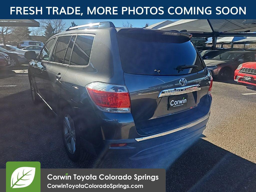 used 2013 Toyota Highlander car, priced at $13,000