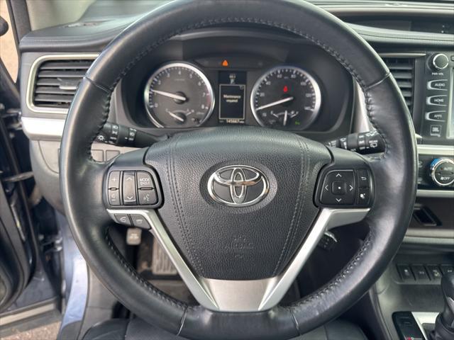 used 2015 Toyota Highlander car, priced at $16,200