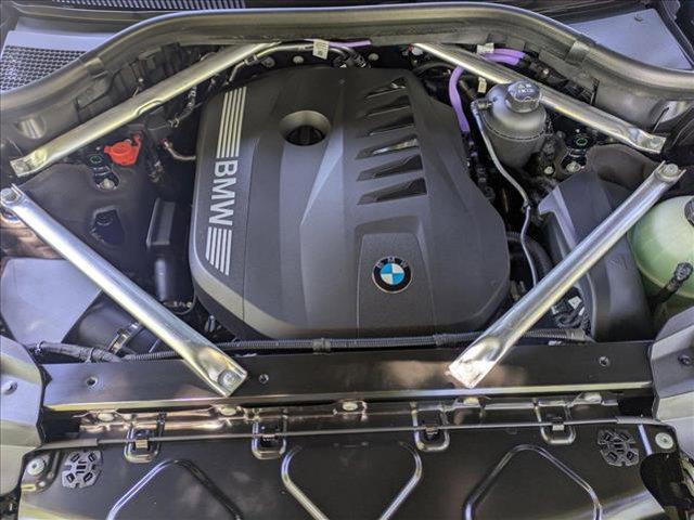 new 2026 BMW X7 car, priced at $93,965
