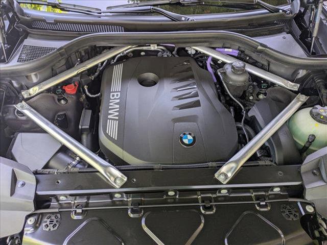 new 2026 BMW X7 car, priced at $100,075