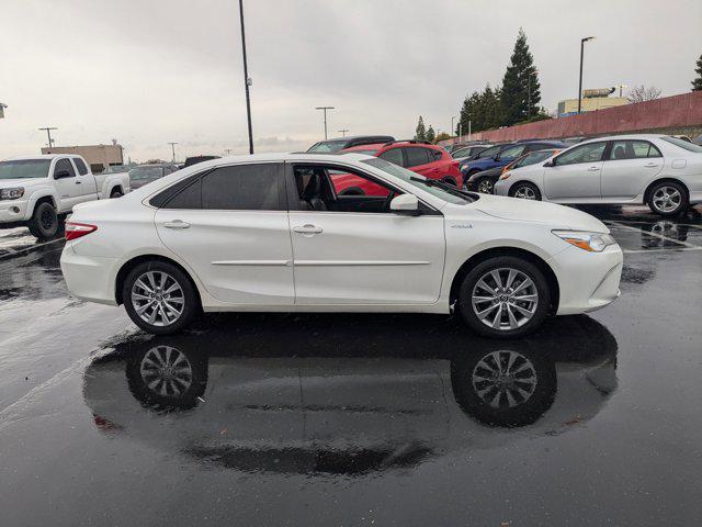 used 2015 Toyota Camry Hybrid car, priced at $14,987