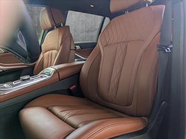 new 2026 BMW X7 car, priced at $121,840