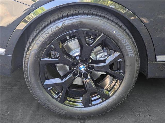 new 2026 BMW X7 car, priced at $92,165