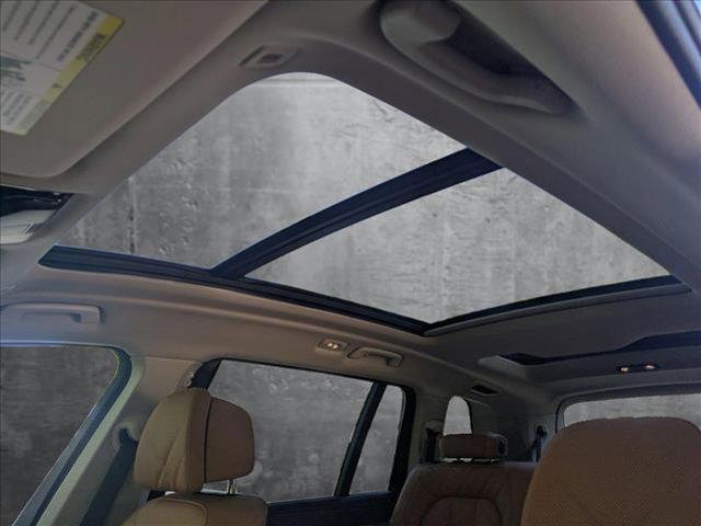 new 2026 BMW X7 car, priced at $92,165