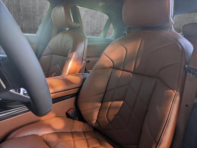 new 2025 BMW i7 car, priced at $136,275