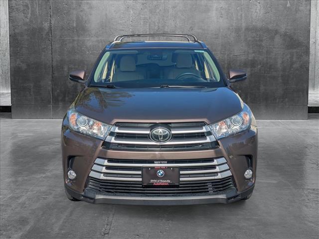 used 2019 Toyota Highlander car, priced at $30,547