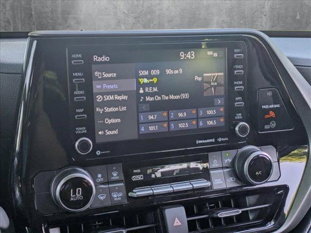used 2022 Toyota Highlander car, priced at $33,487