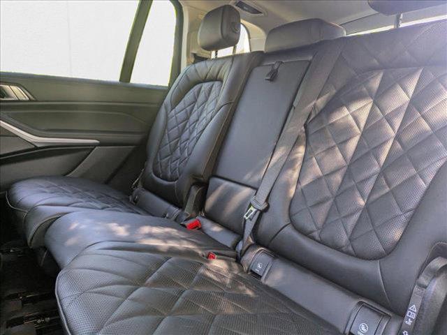 new 2026 BMW X7 car, priced at $93,515