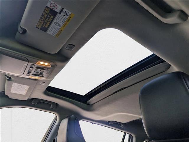 used 2023 Toyota Highlander car, priced at $35,487