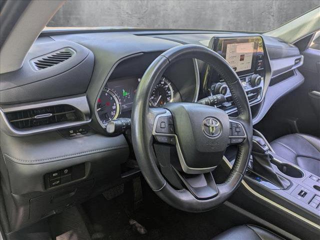 used 2023 Toyota Highlander car, priced at $37,987