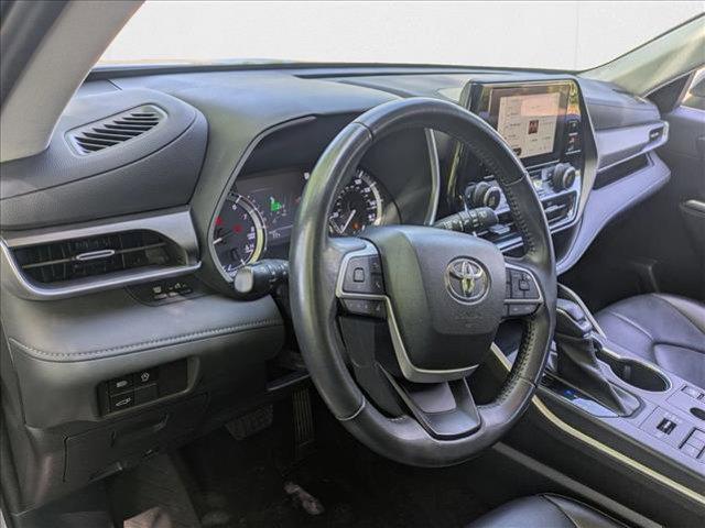 used 2023 Toyota Highlander car, priced at $35,487