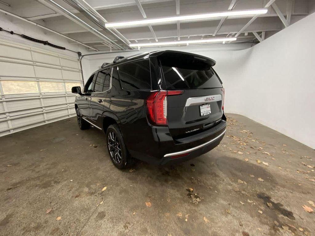 used 2024 GMC Yukon car, priced at $63,990
