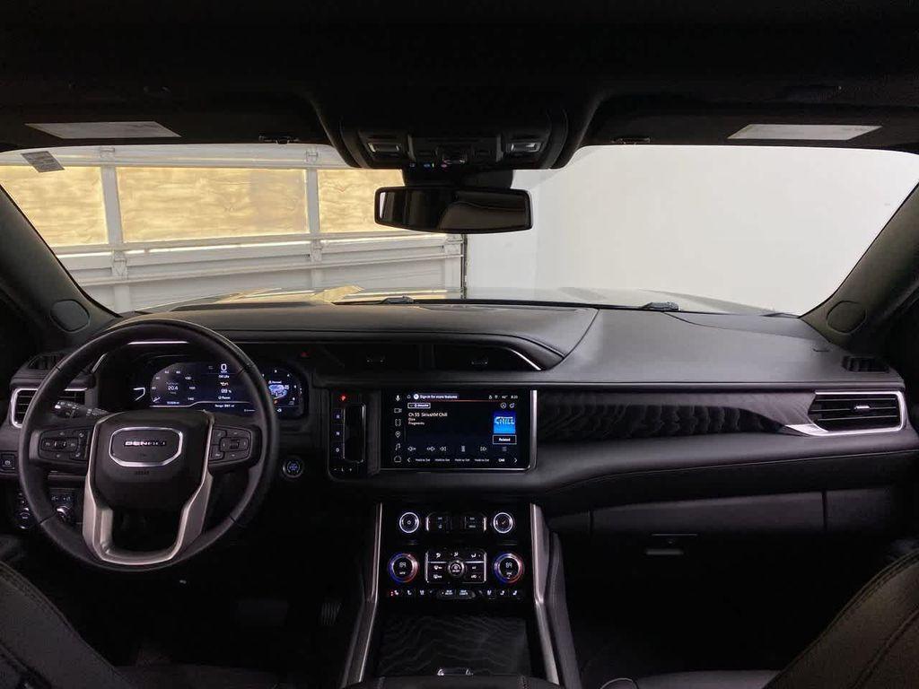 used 2024 GMC Yukon car, priced at $63,990