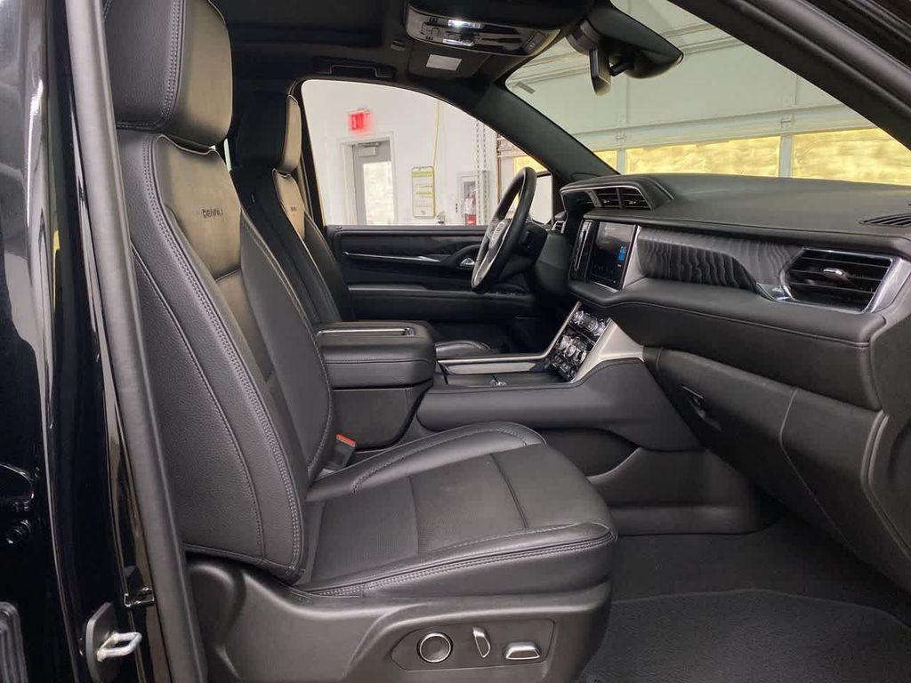 used 2024 GMC Yukon car, priced at $63,990