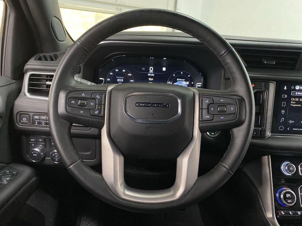 used 2024 GMC Yukon car, priced at $63,990