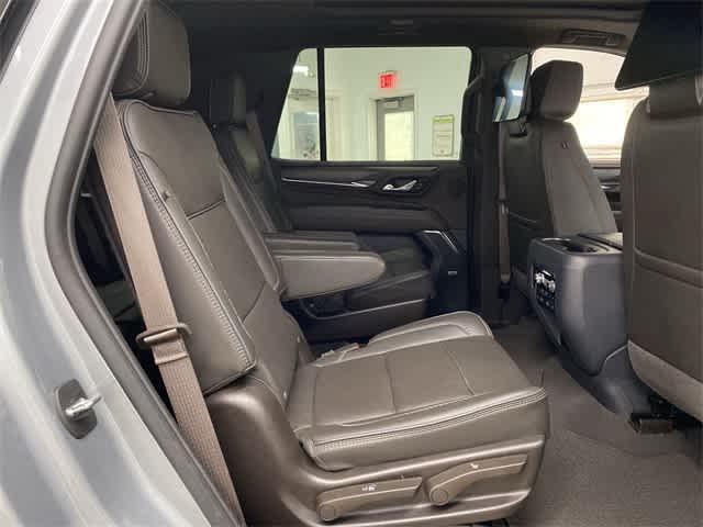 used 2024 GMC Yukon car, priced at $72,990