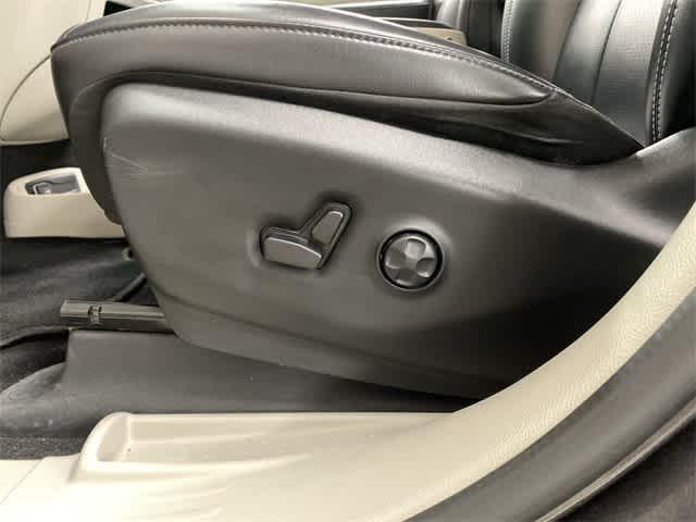 used 2023 Chrysler Pacifica car, priced at $22,990