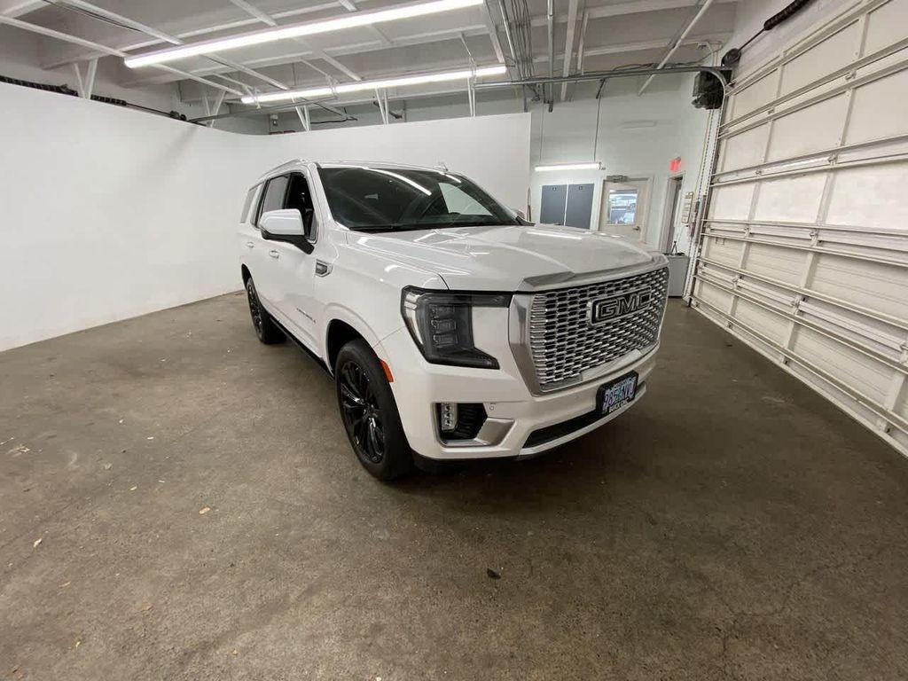 used 2021 GMC Yukon car, priced at $49,990
