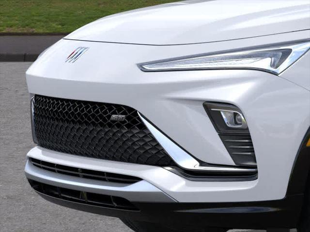 new 2025 Buick Envista car, priced at $24,385