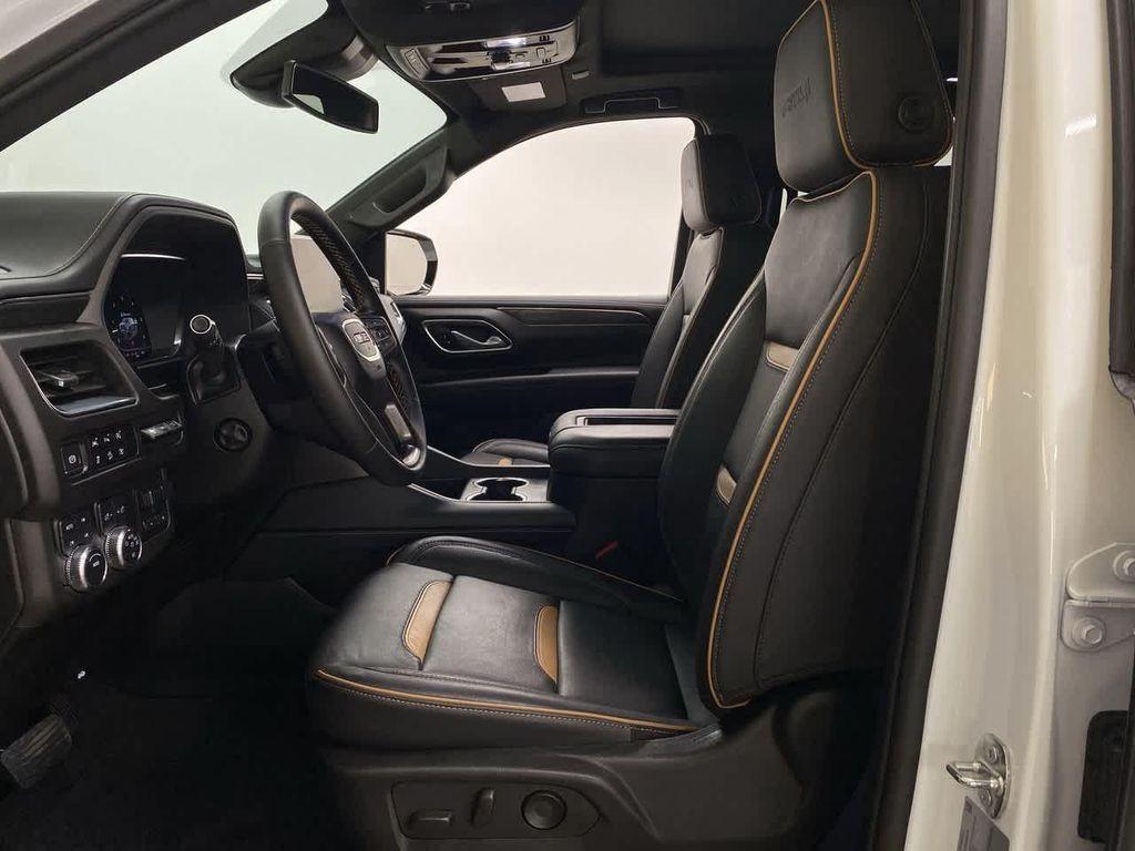 used 2024 GMC Yukon car, priced at $71,990