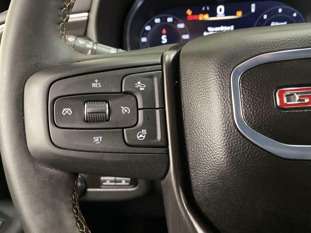 used 2024 GMC Yukon car, priced at $71,990