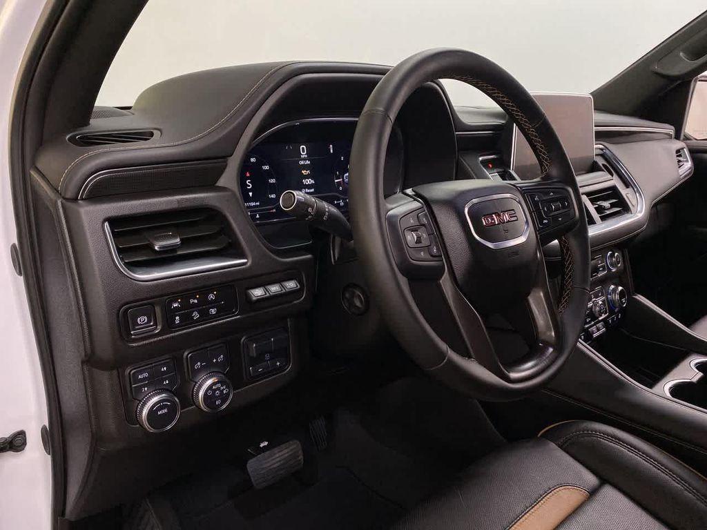 used 2024 GMC Yukon car, priced at $71,990