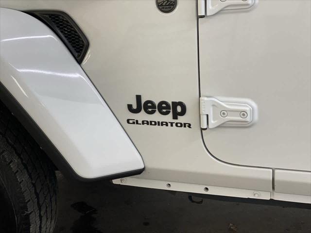 used 2022 Jeep Gladiator car, priced at $26,990