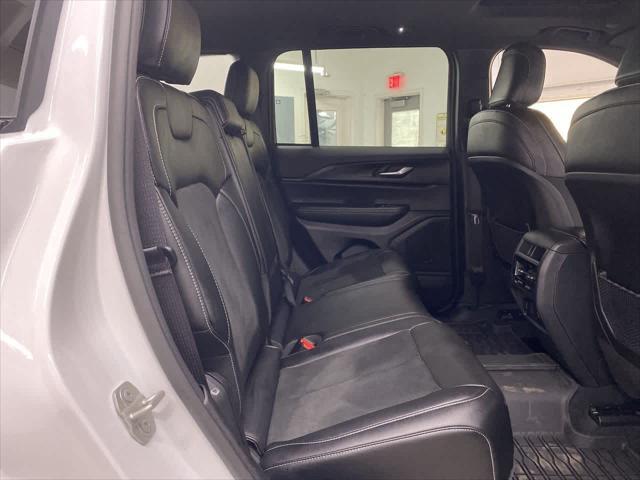 used 2024 Jeep Grand Cherokee car, priced at $37,990