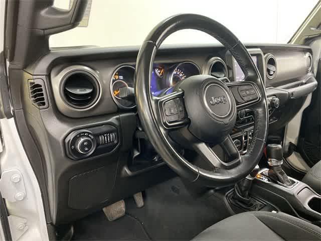 used 2022 Jeep Gladiator car, priced at $27,990